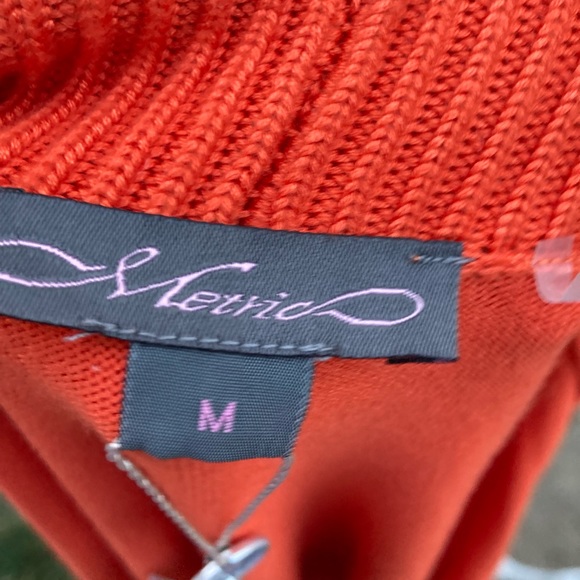 🍁🍁NWT METRIC beautiful sweater/cardigan. Perfect for crisp weather - Picture 4 of 8